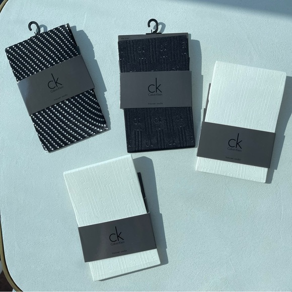 Calvin Klein new trouser socks in black Made in Italy bundle of 4 - Picture 2 of 3